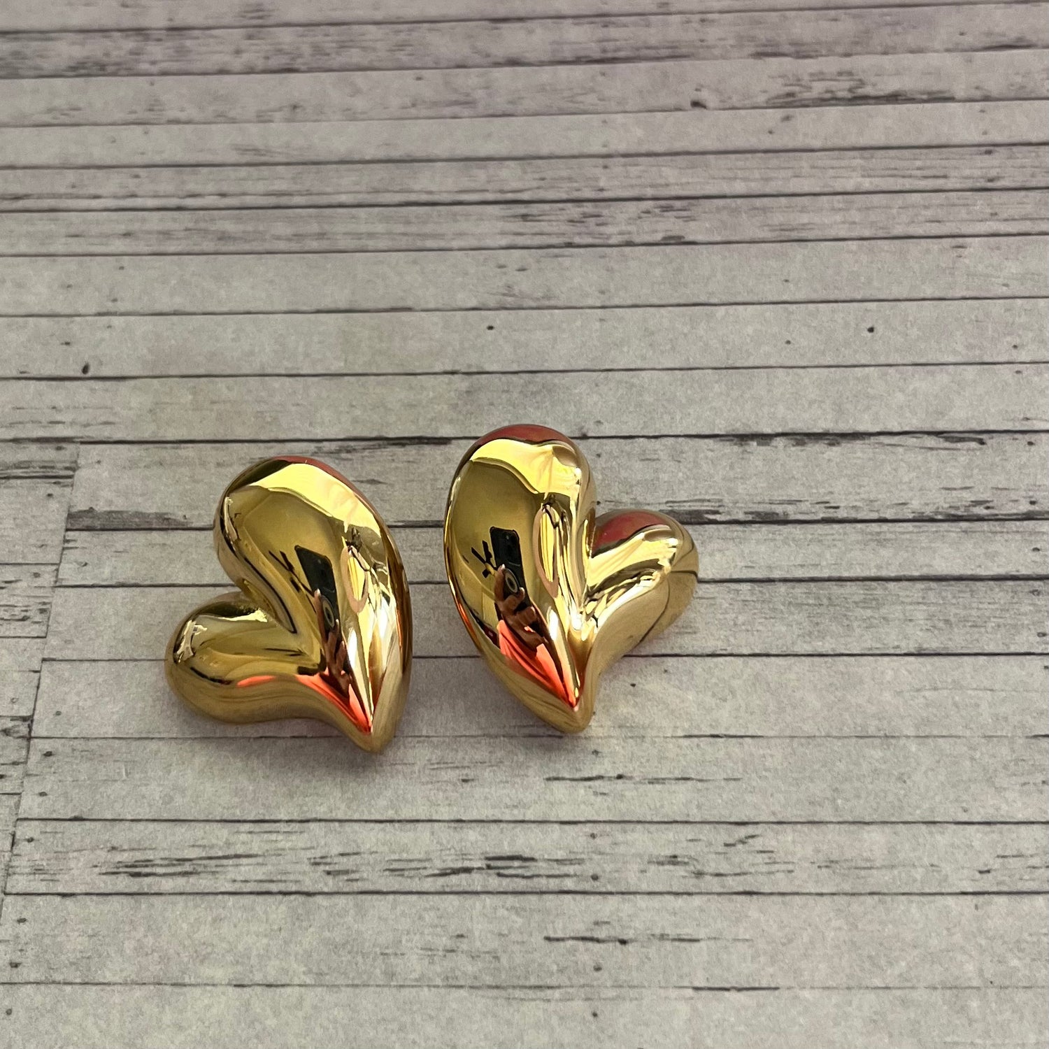 Harper Heart Earrings ELSSIZ