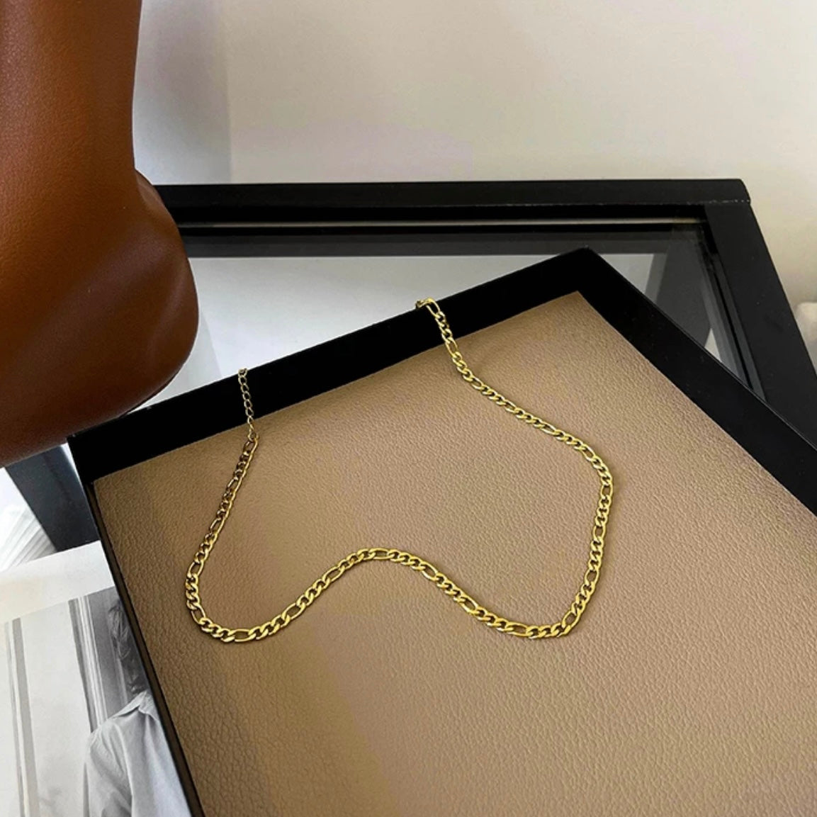 Flat Figaro Chain Necklace ELSSIZ