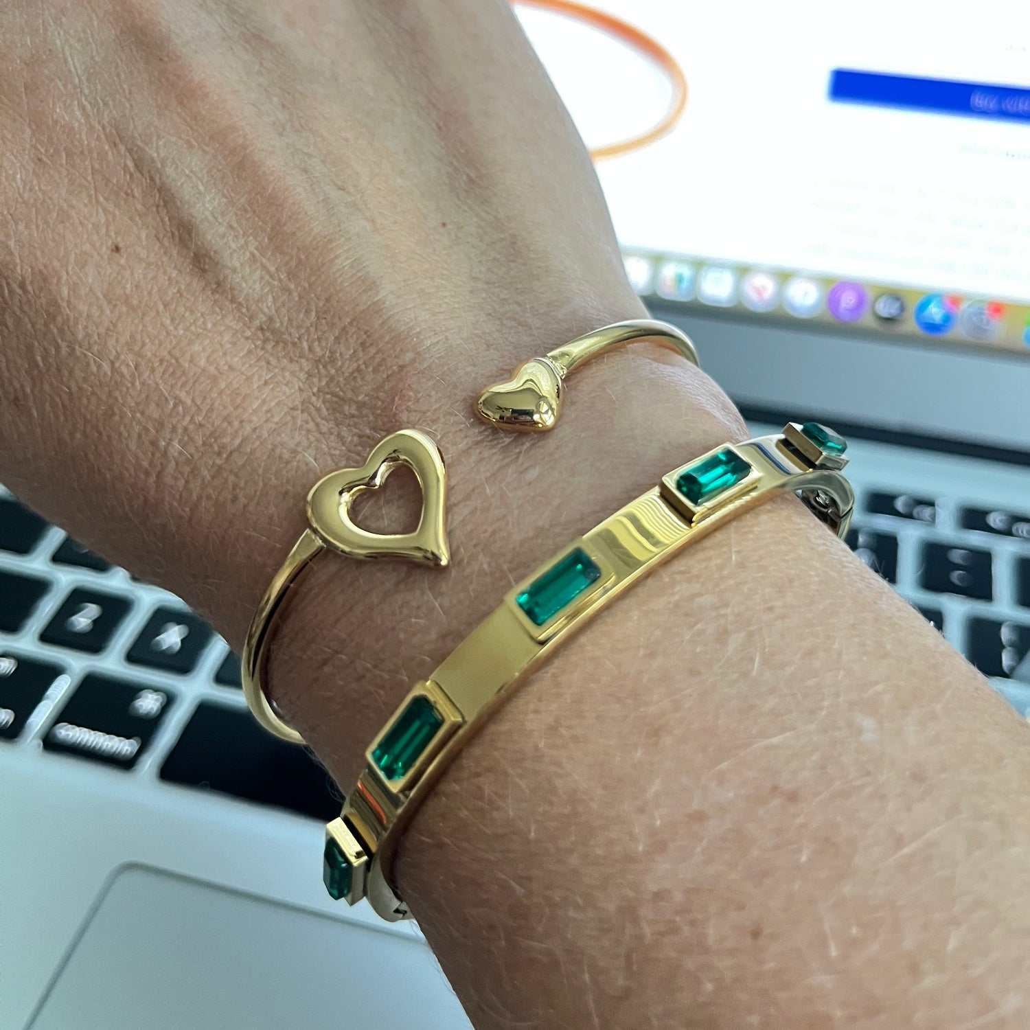 Abby Green Zircon Bangle Bracelet ELSSIZ