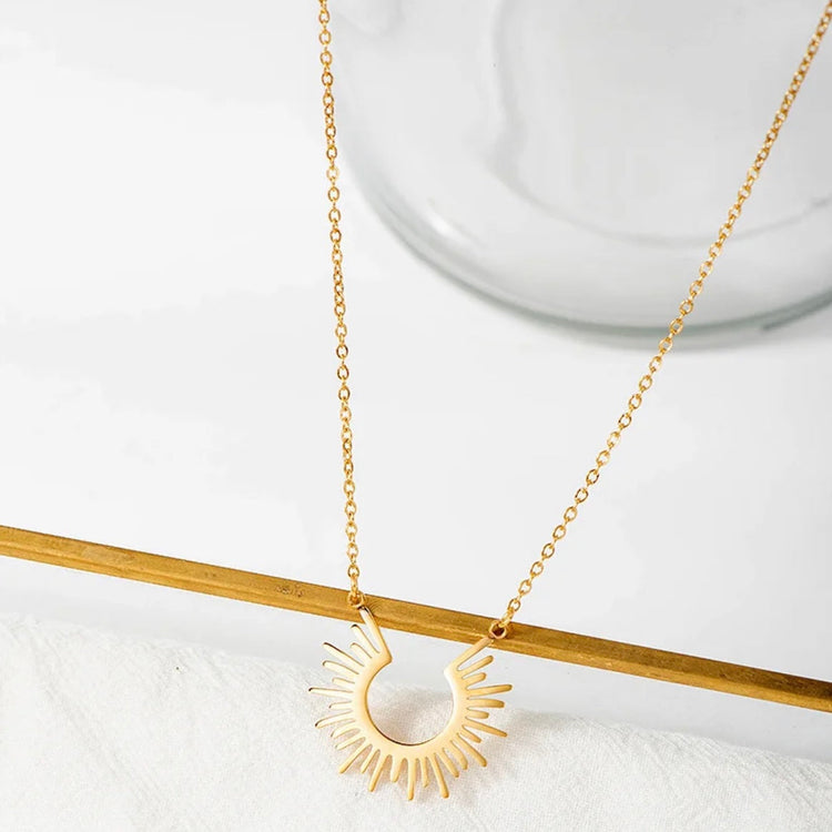 Rise & Shine Sun Necklace ELSSIZ