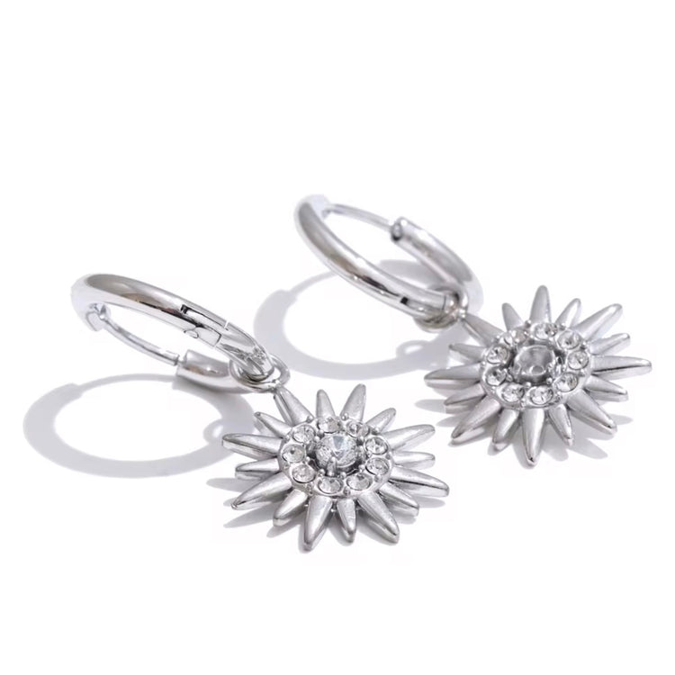 Experience endless summer vibes with Sun Huggies Earrings. These earrings keep the feeling of summer alive forever, making them the perfect accessory for any sun lover. Stay stylish and always feel the warmth of the sun with these trendy earrings.

Made to last! Non Tarnish and Water Resistant, Hypoallergenic




18K Gold Plated over 316L Stainless Steel base


