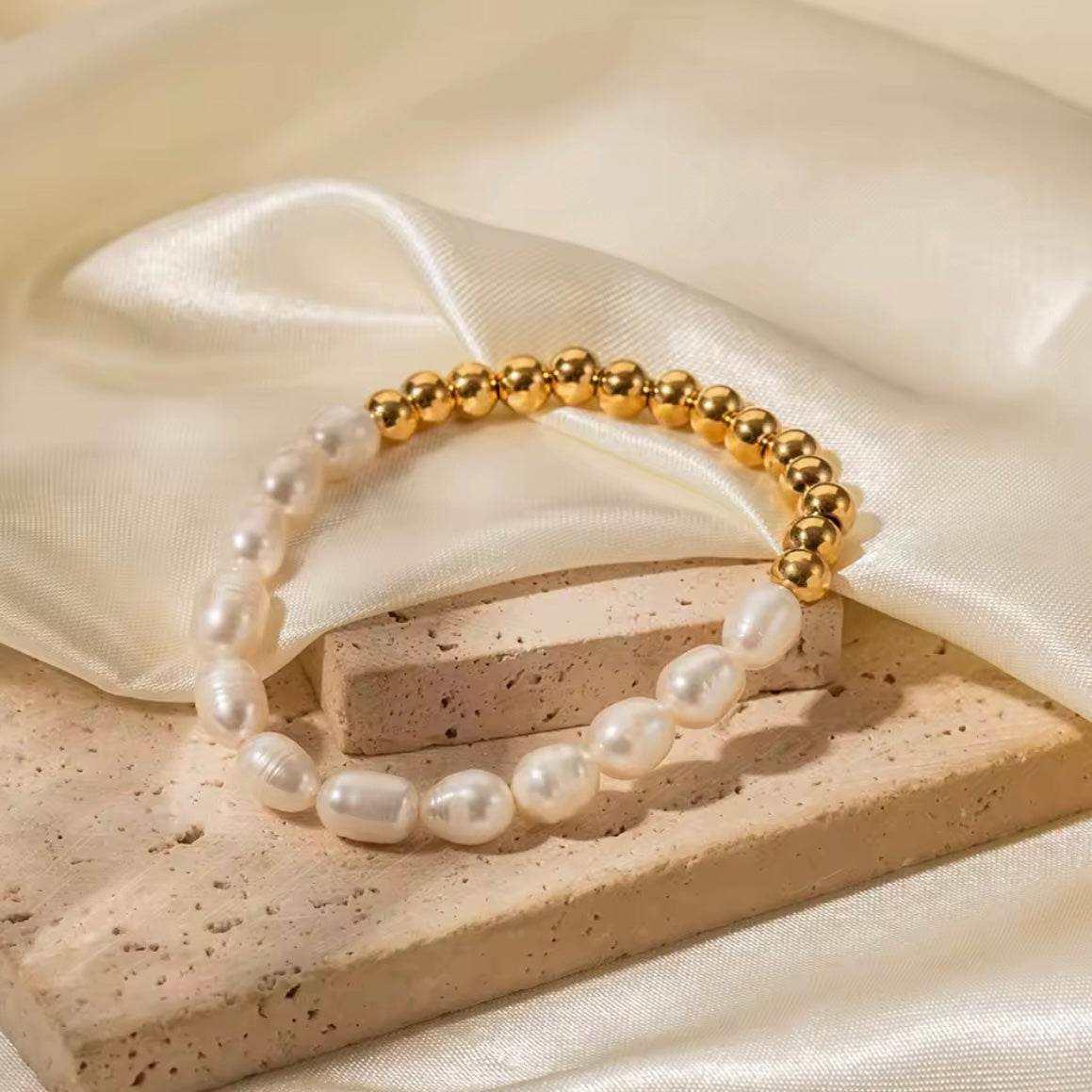 Pearls & Beads Stretch Bracelet ELSSIZ