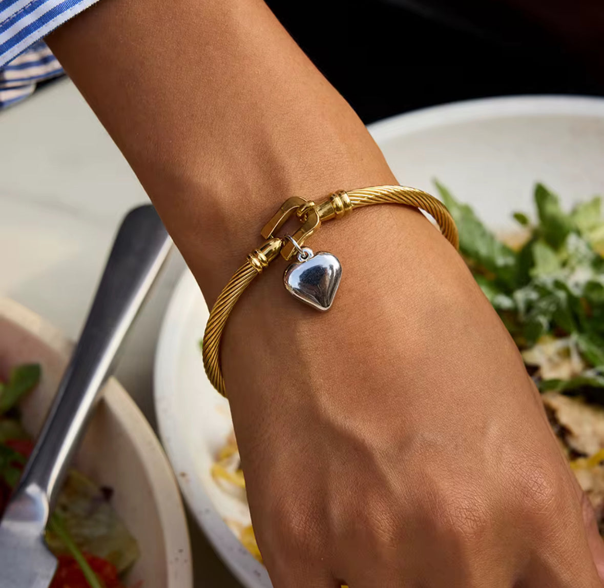 Horseshoe Clasp Heart Bangle ELSSIZ