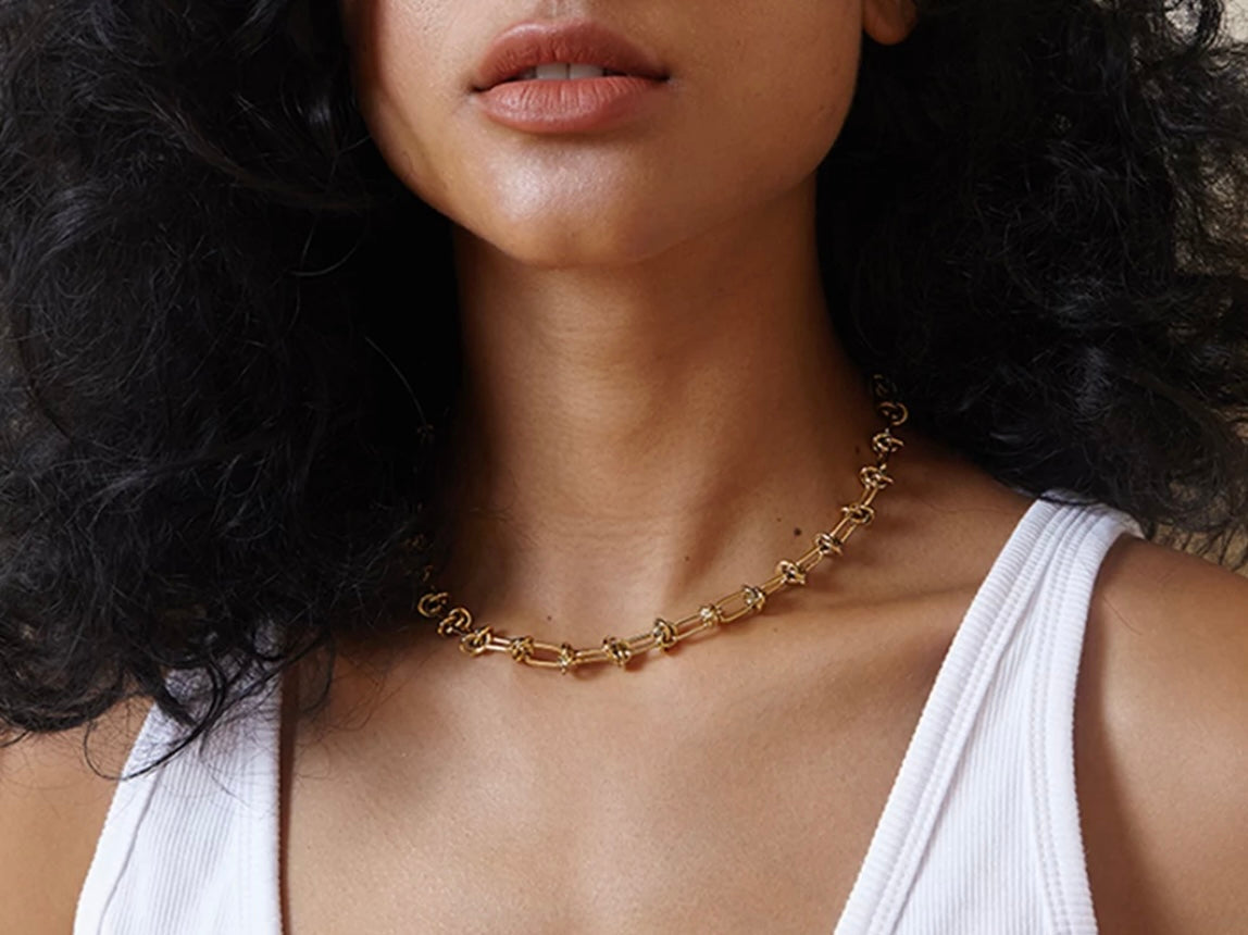 Knots & Twists Chain Necklace ELSSIZ