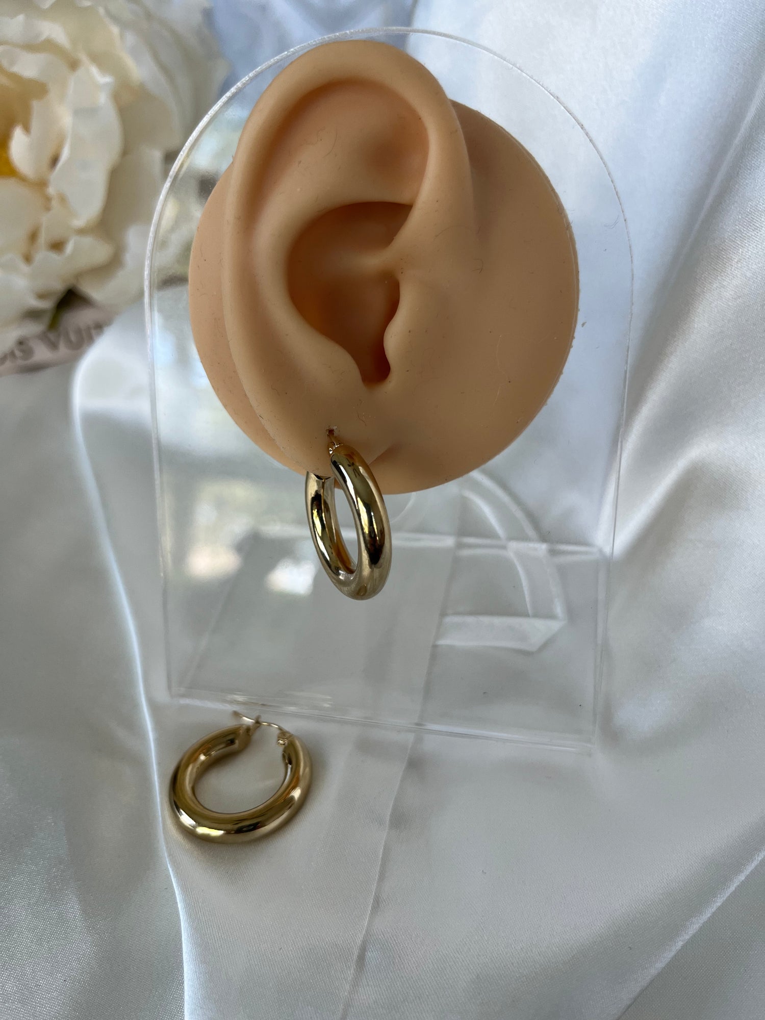 Taylor Chunky Hoop Earrings ELSSIZ