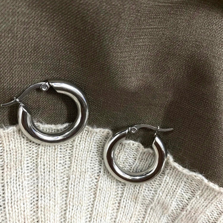 Taylor Chunky Hoop Earrings ELSSIZ