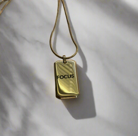 Men’s gold dog tag necklace
